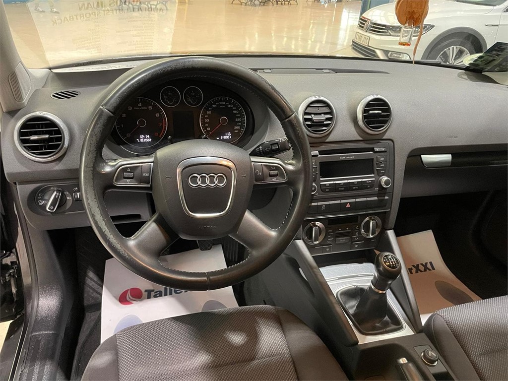 Foto 9 AUDI A3 1.8TFSI SPORTBACK ATTRACTION