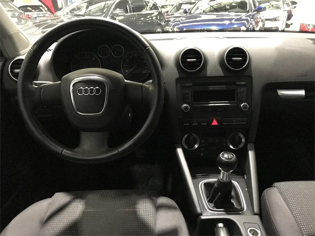 Foto 6 AUDI A3 1.9TDI SPORTBACK