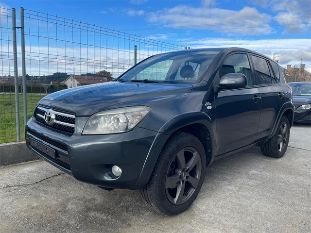 TOYOTA RAV4 2.2 D-CAT