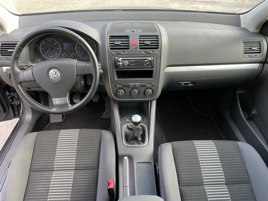 Foto 9 VW GOLF V 1.9TDI UNITED