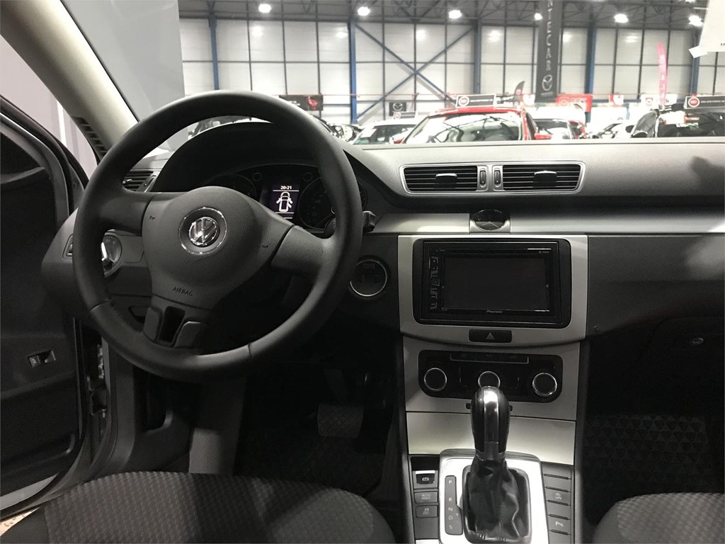 Foto 10 VW PASSAT 2.0TDI BLUEMOTION DSG