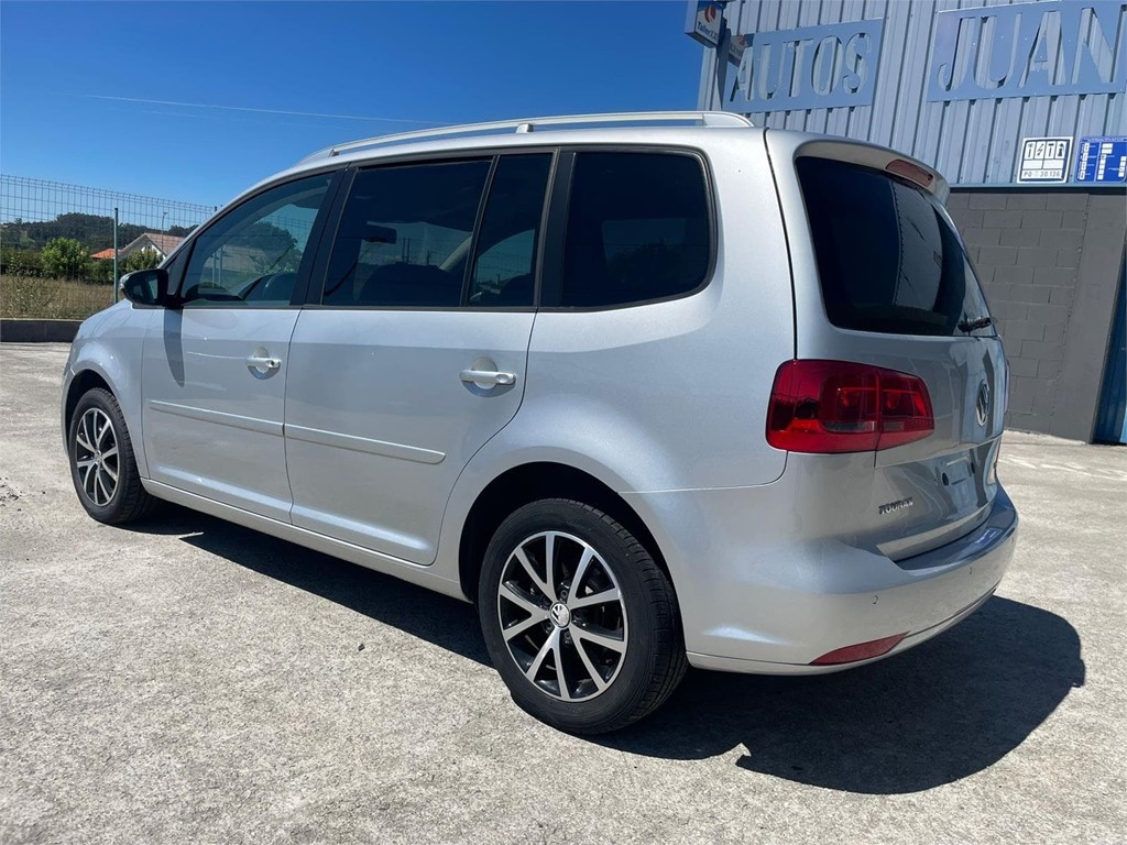 Foto 18 VW TOURAN 1.6TDI COMFORTLINE