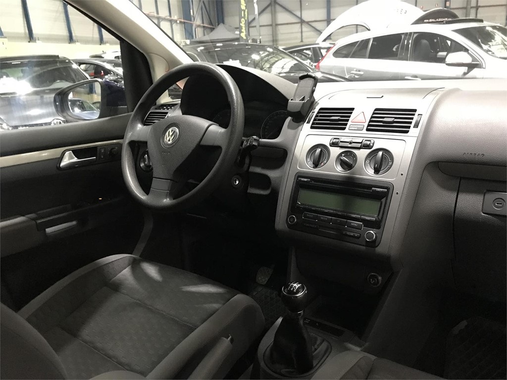 Foto 10 VW TOURAN 2.0TDI